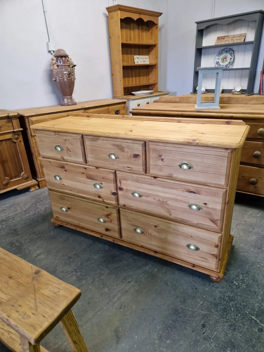 Large vintage pine chest of drawers - Image 1