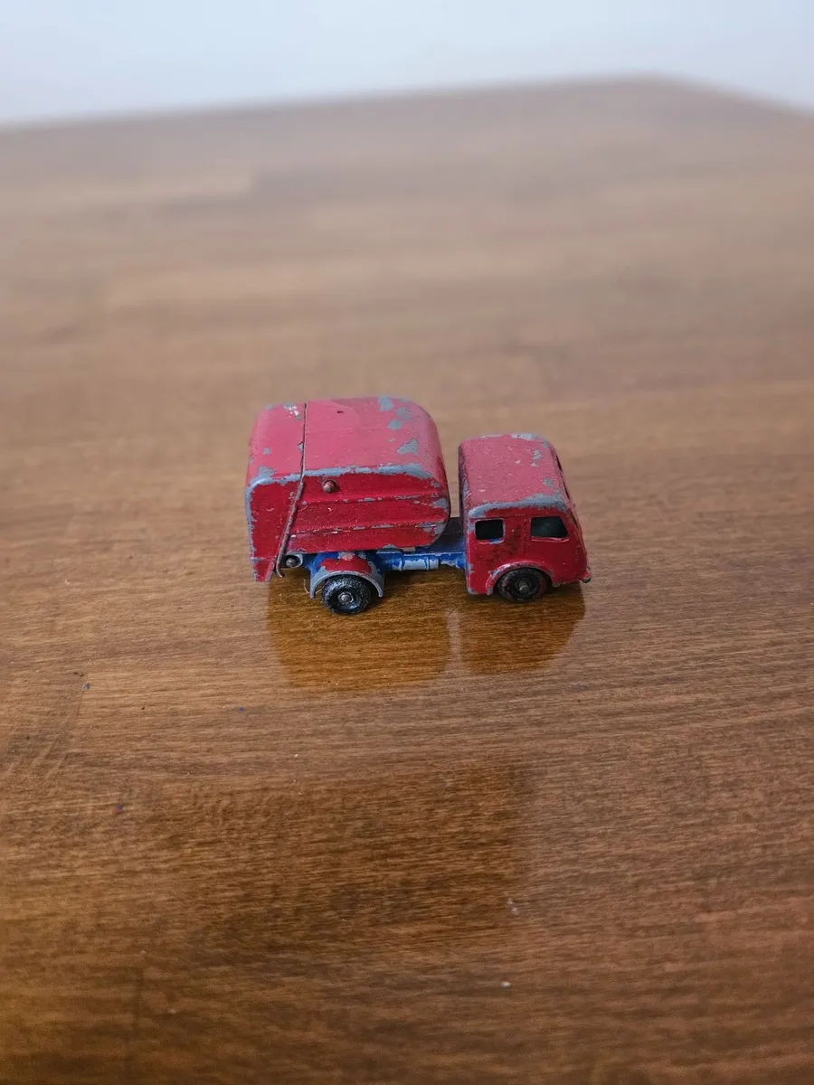 Matchbox Lesney Bin Lorry - Image 1