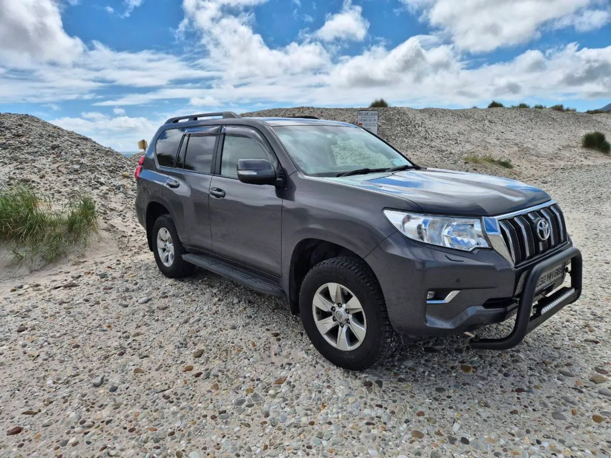 Toyota Landcruiser LWB - Image 3
