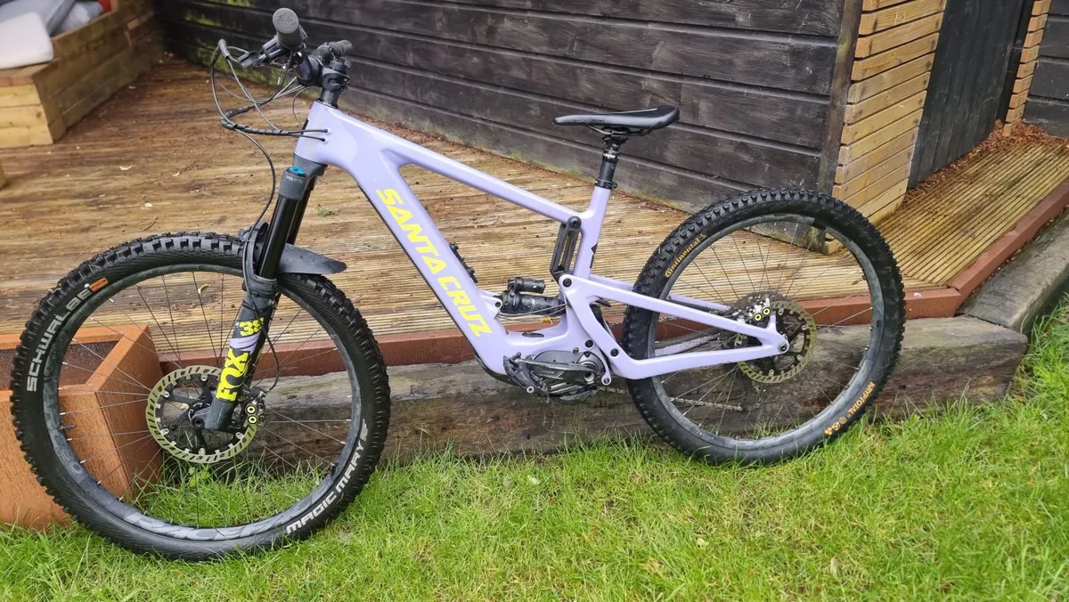 Santa Cruz Bullit - Image 1