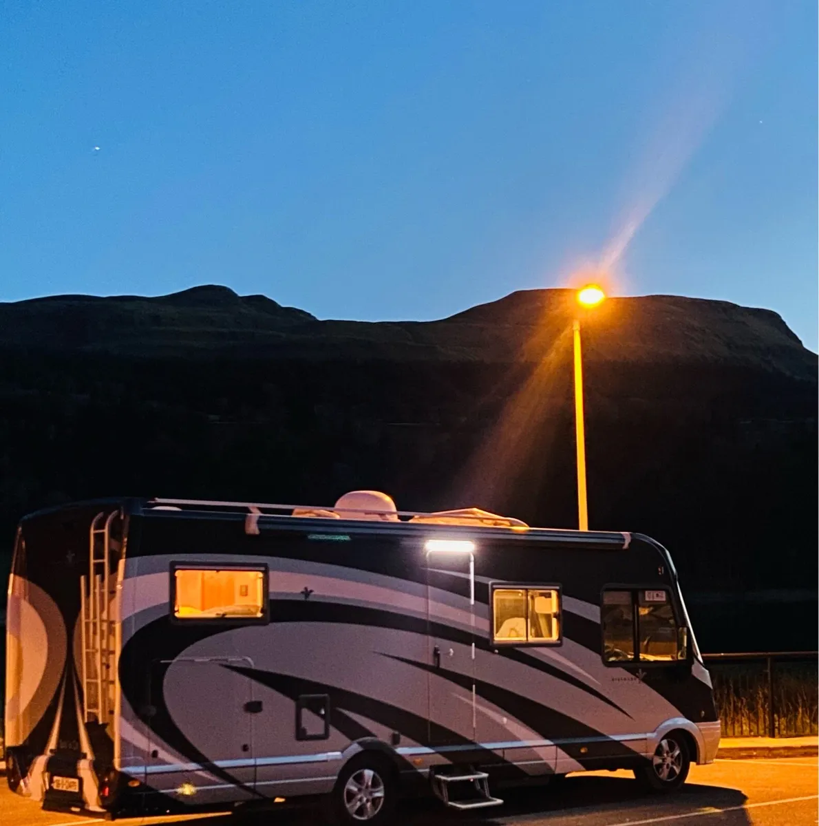Motorhome - Image 4