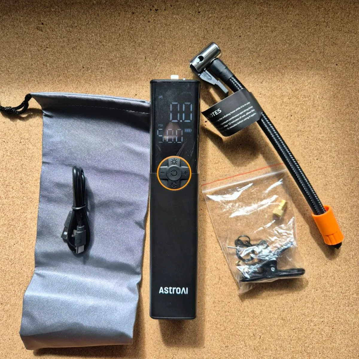 AstroAI Portable & Rechargeable pump - Image 2