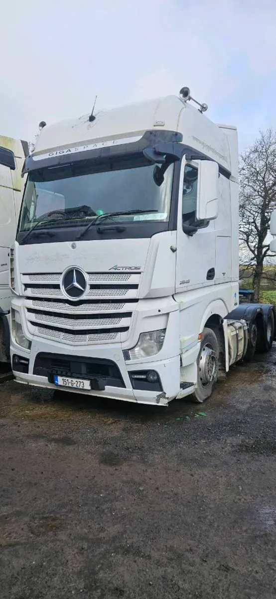 Trucks - Image 4