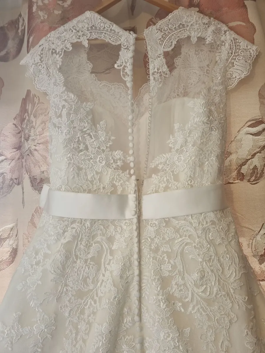 Justin Alexander wedding dress - Image 4