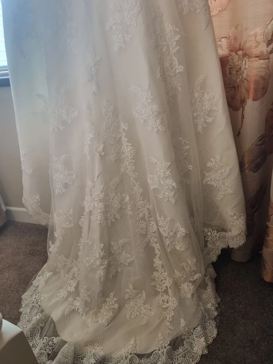 Justin Alexander wedding dress - Image 2