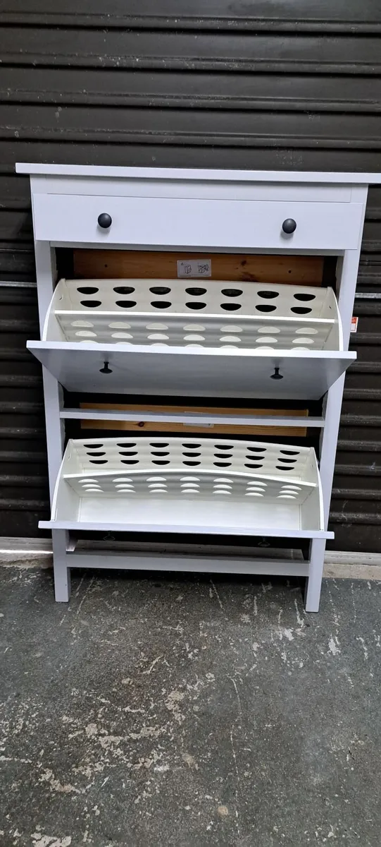 Shoe Storage - Image 2