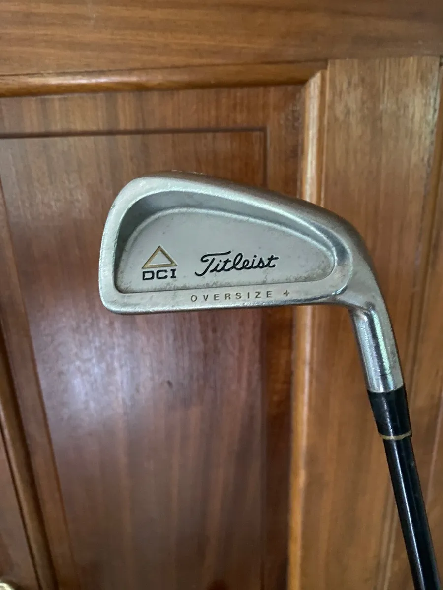 Titleist DCI Oversize Irons Graphite 3-9 iron Firm - Image 3