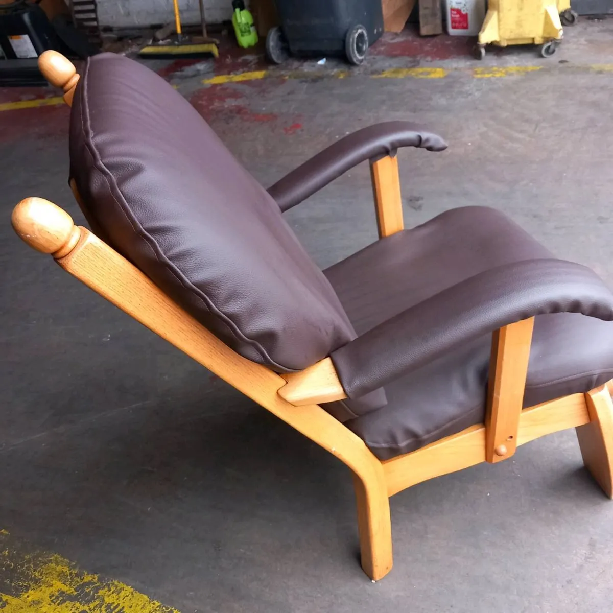 Lounge chair - Image 2