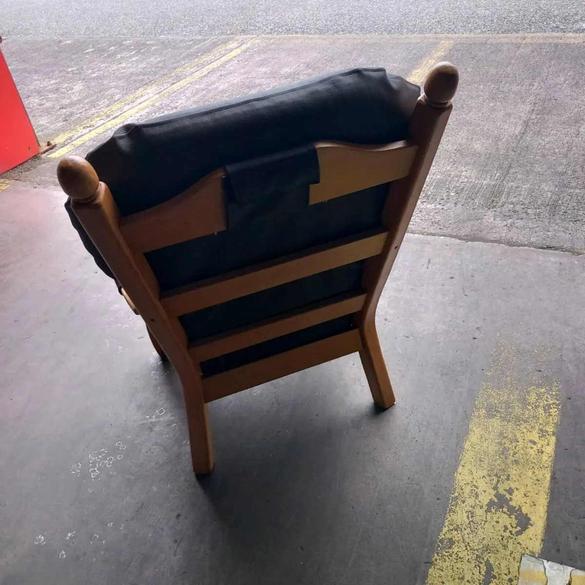 Lounge chair - Image 4