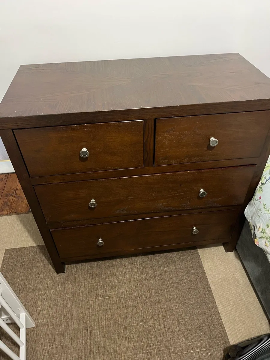 Chest of drawers - Image 1