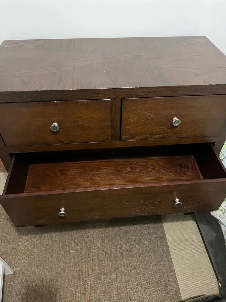 Chest of drawers - Image 2