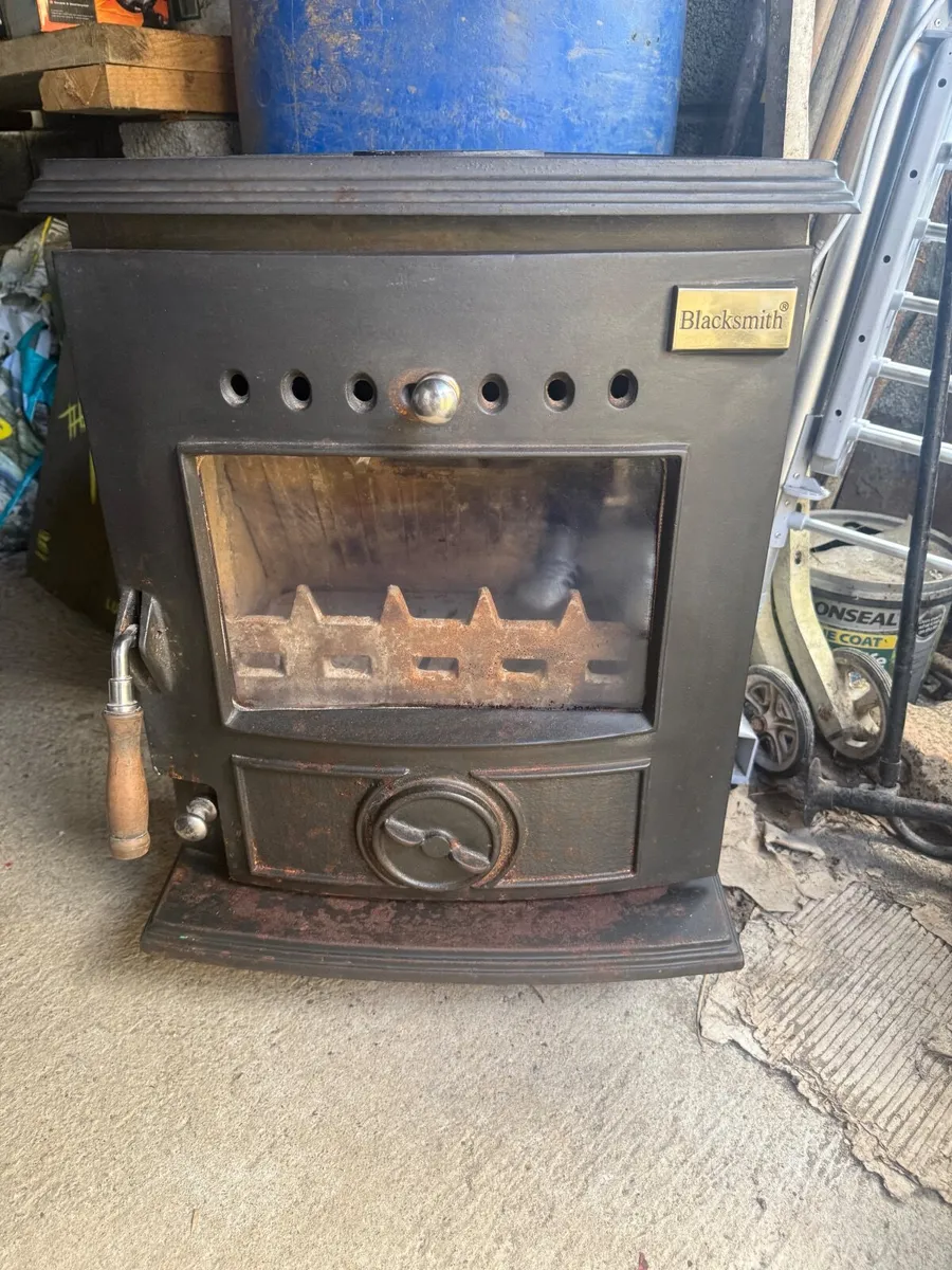 Blacksmith Stove - Image 3