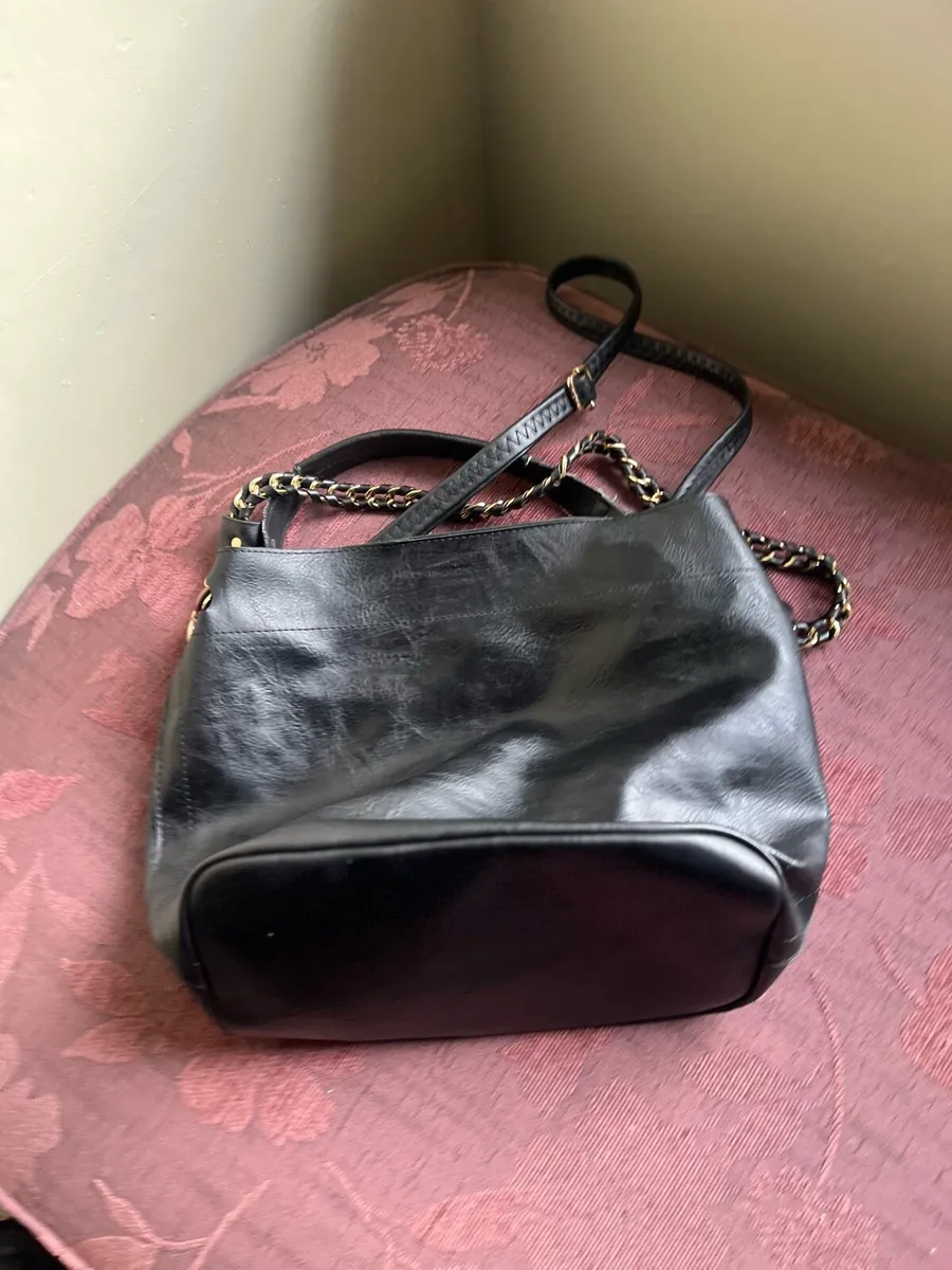 Black large bag - Image 2
