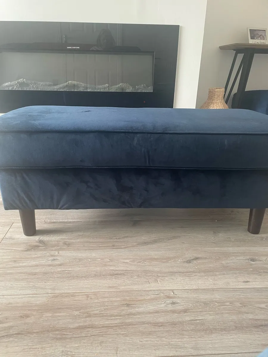 Large Navy Velvet Footstool - Image 3