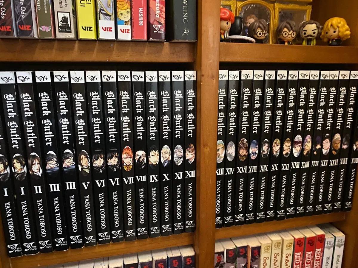 Black butler manga set