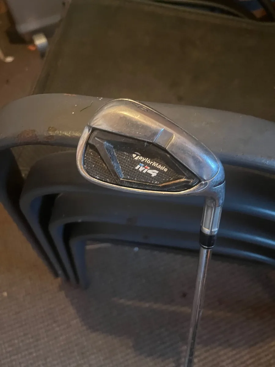 Golf irons - Image 1