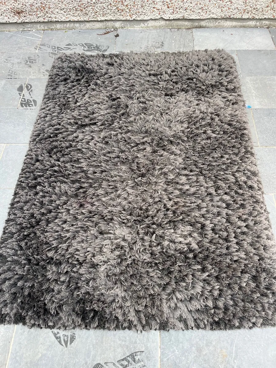 Rug - Image 2