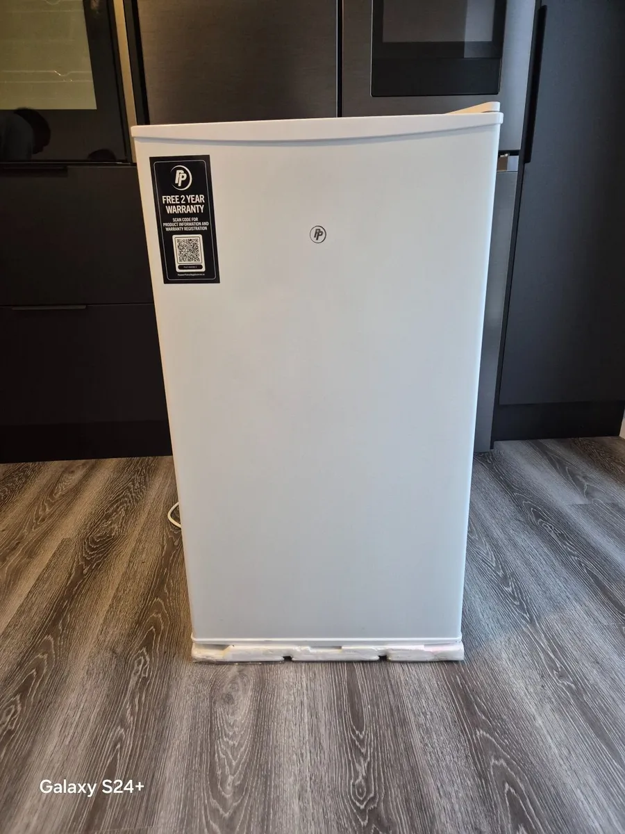 Fridge - Image 2