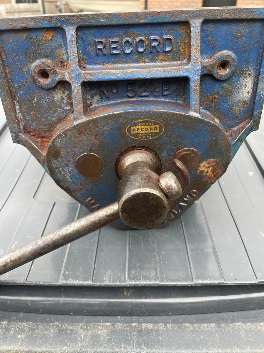Original vintage large 52 1/2 E record vice - Image 3