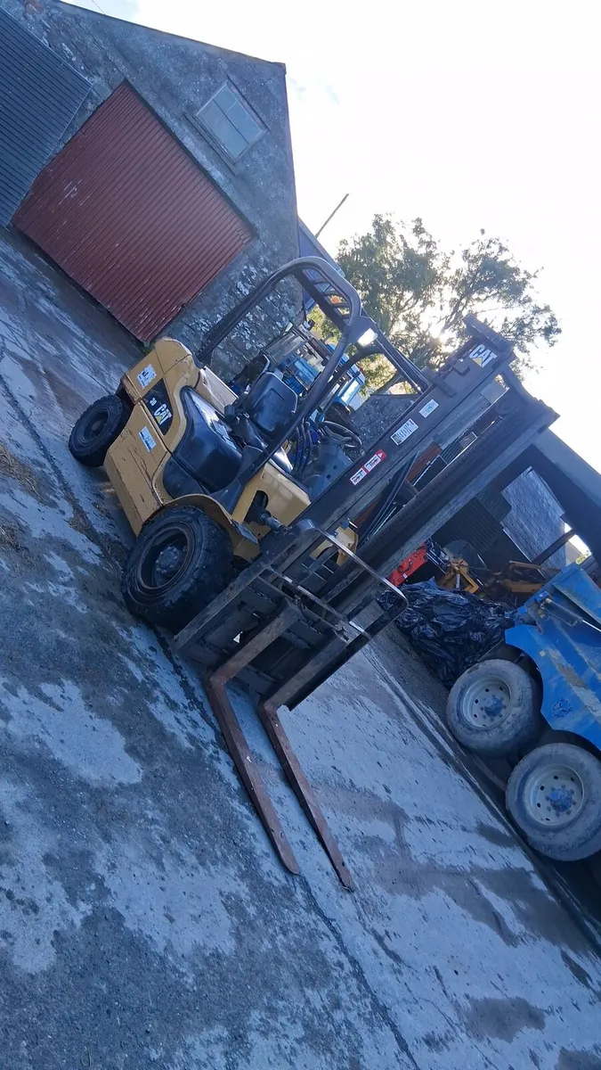 Caterpillar Diesel Forklift 3 Ton - Image 3