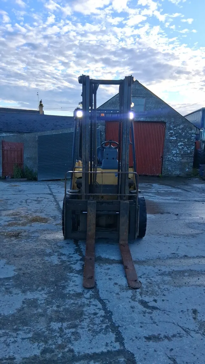 Caterpillar Diesel Forklift 3 Ton - Image 4