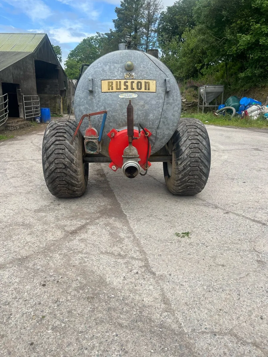 900 Gallon Ruscon Slurry tank - Image 3