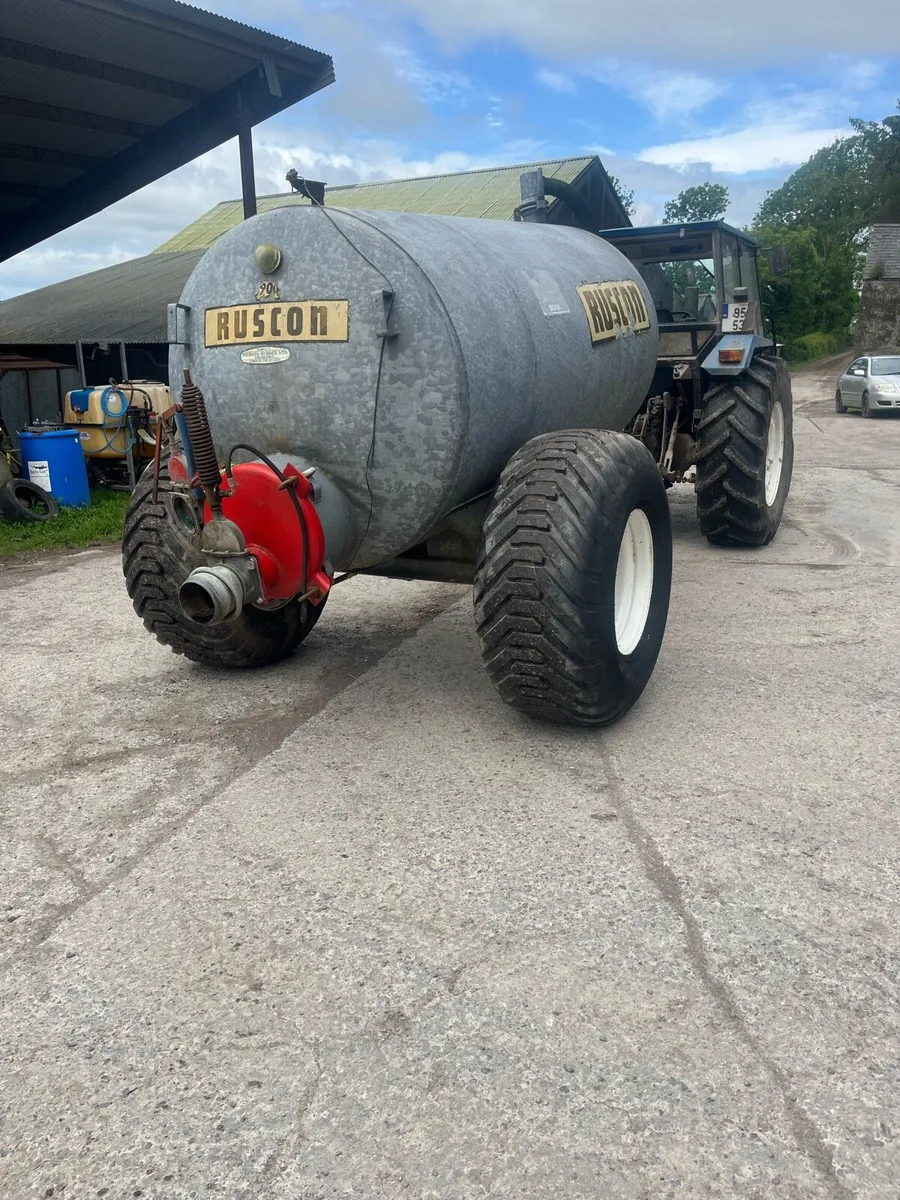 900 Gallon Ruscon Slurry tank - Image 4