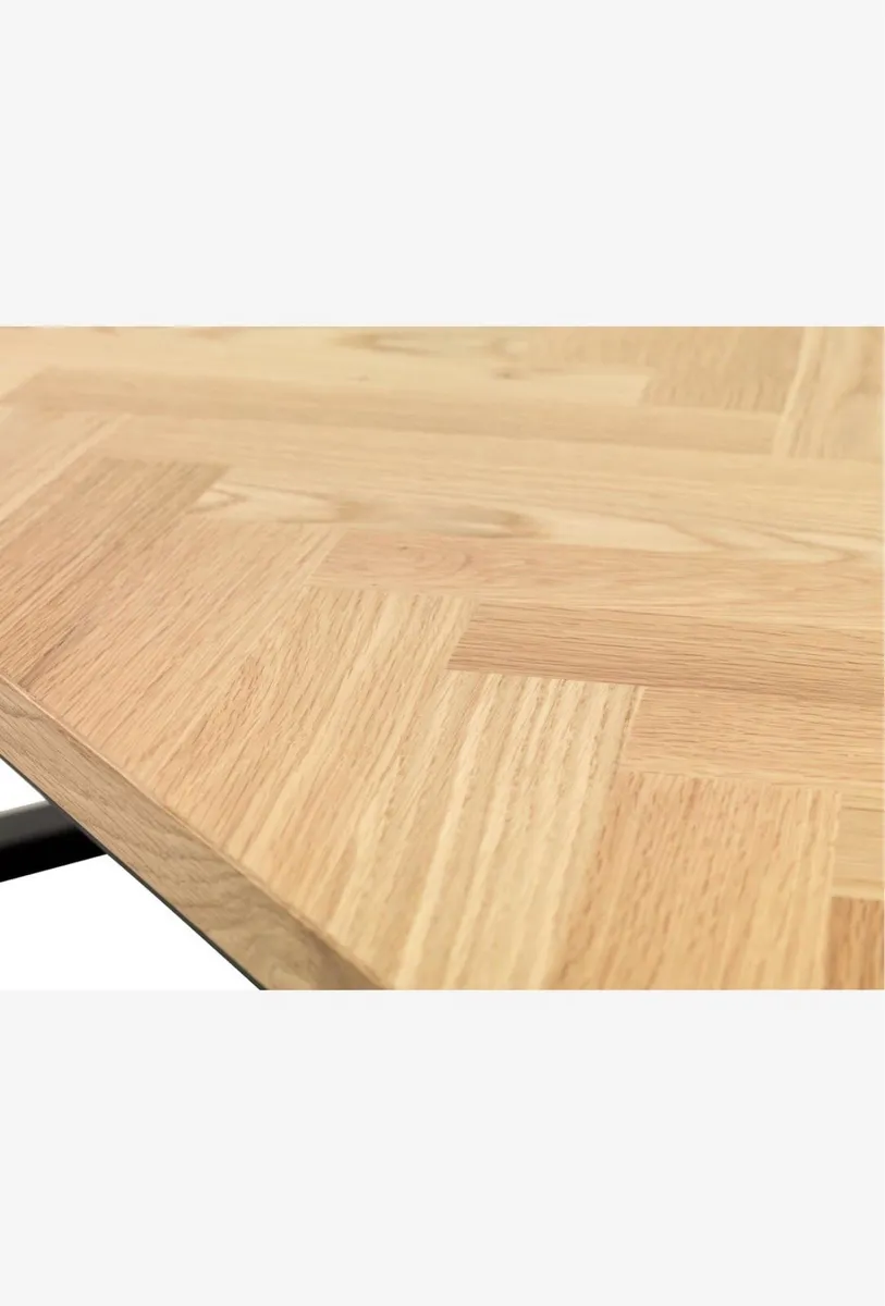 Dining table - Image 3