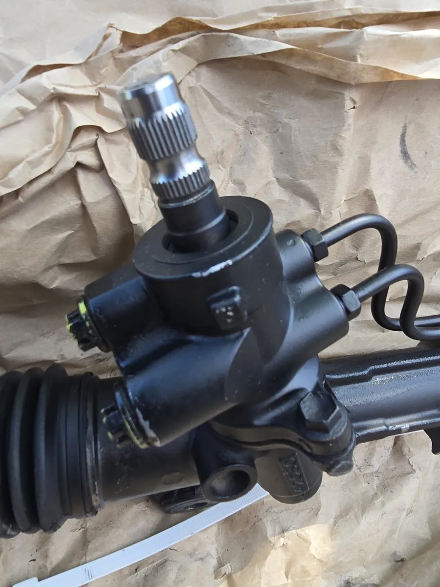 Toyota RAV-4 MK2 Power steering rack 03>05 - Image 3