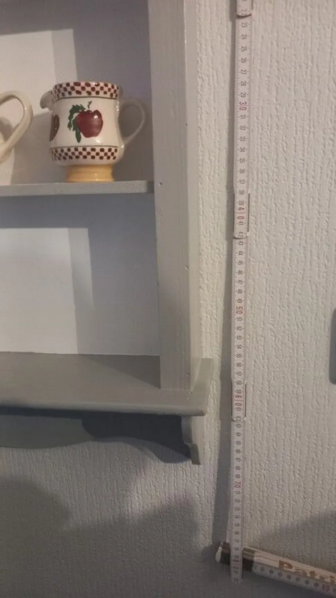 Wall hung display cabinet - Image 4