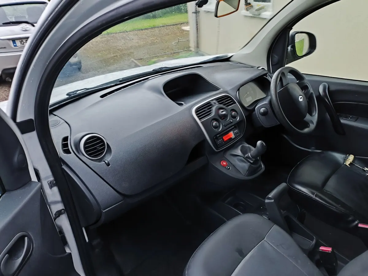 Renault Kangoo 2018 - Image 4