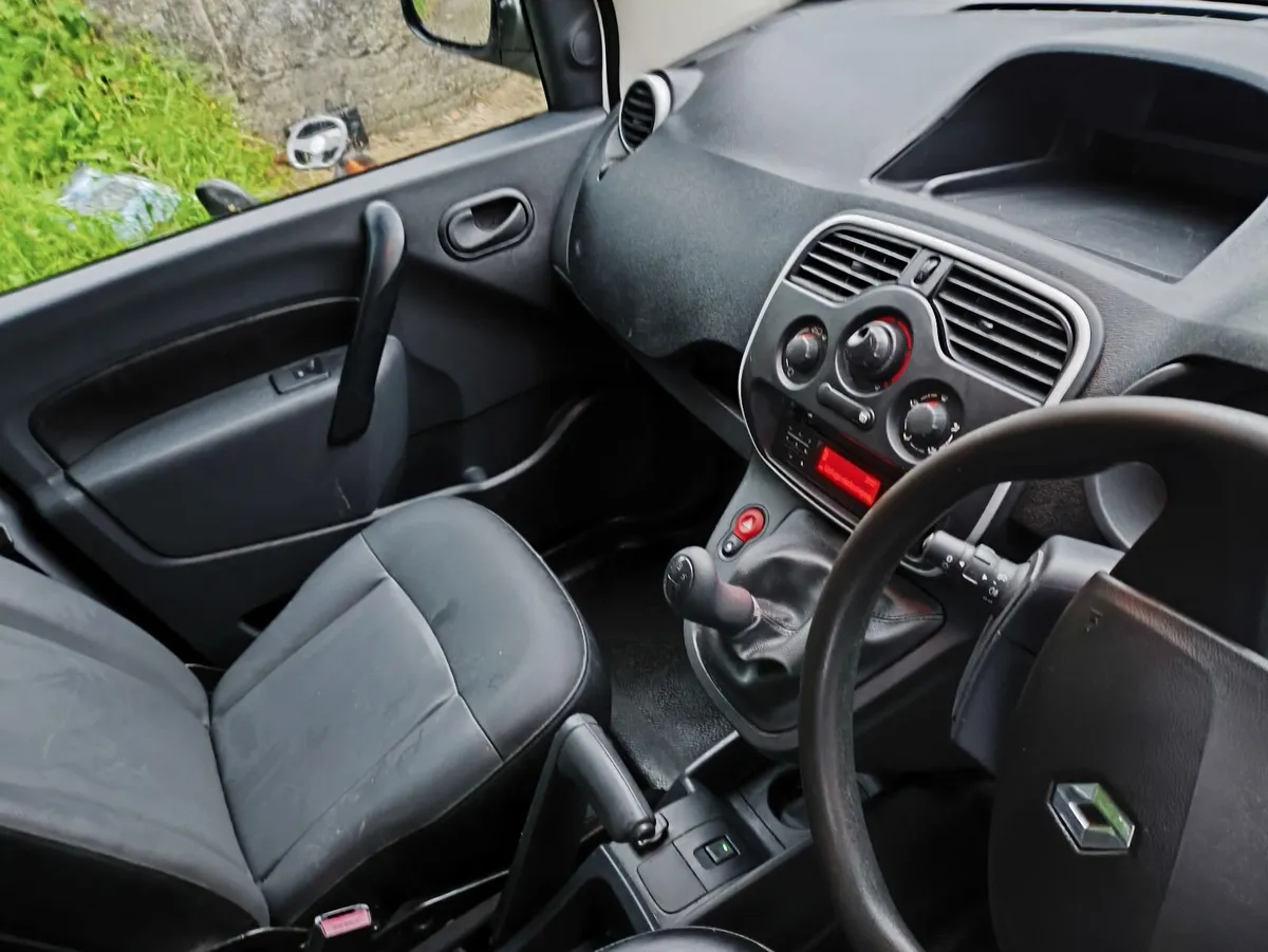 Renault Kangoo 2018 - Image 2