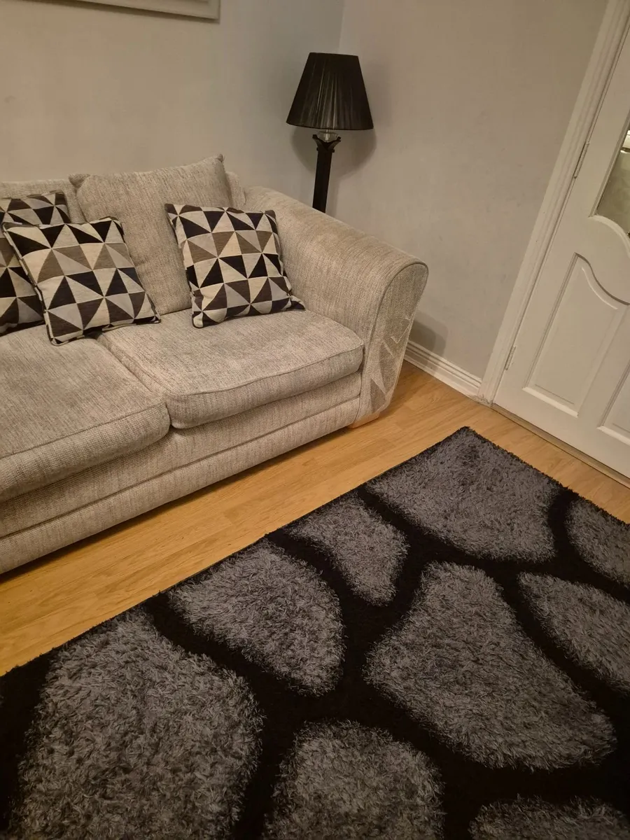 Couch - Image 1