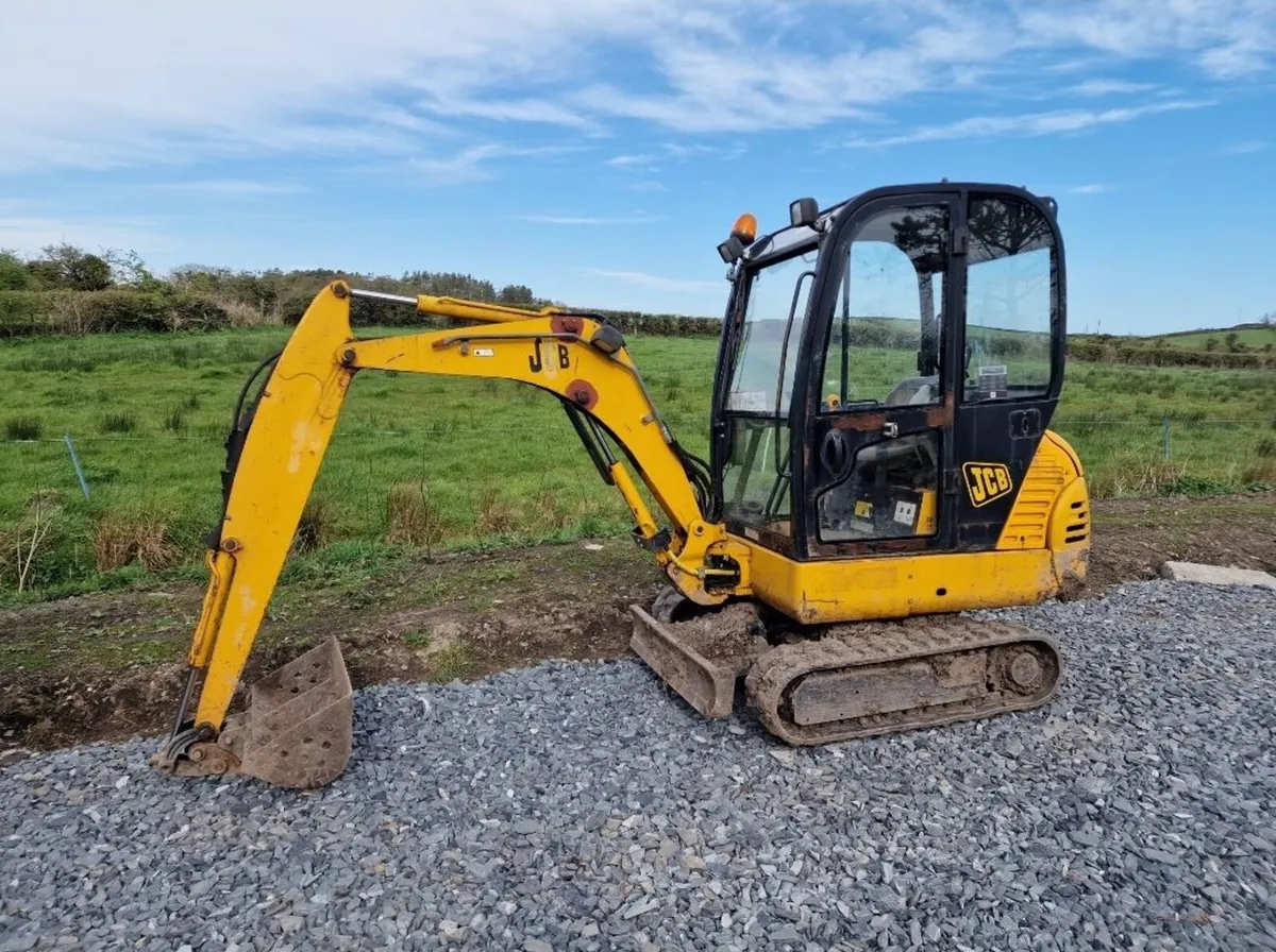 JCB mini digger 2000 hours - Image 3