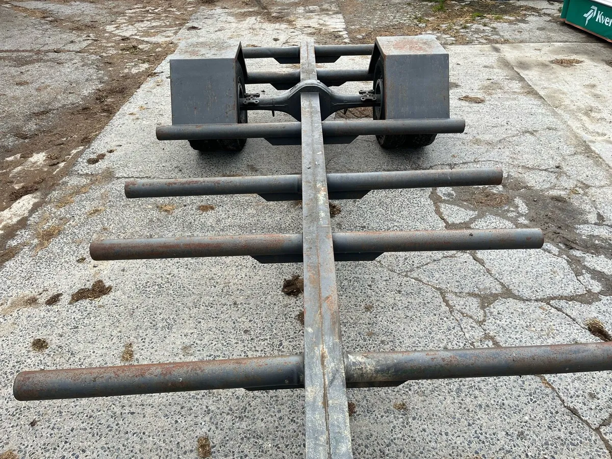 Bale trailer - Image 2