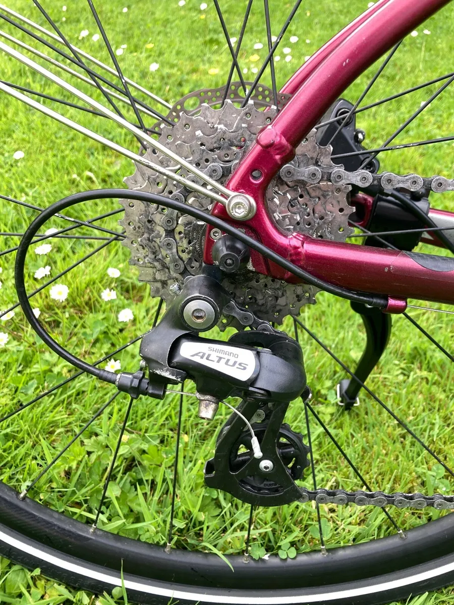 Giant Escape Bicycle - Image 3
