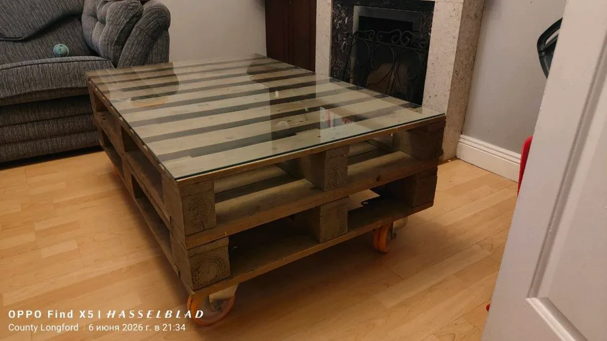 Coffee table - Image 1