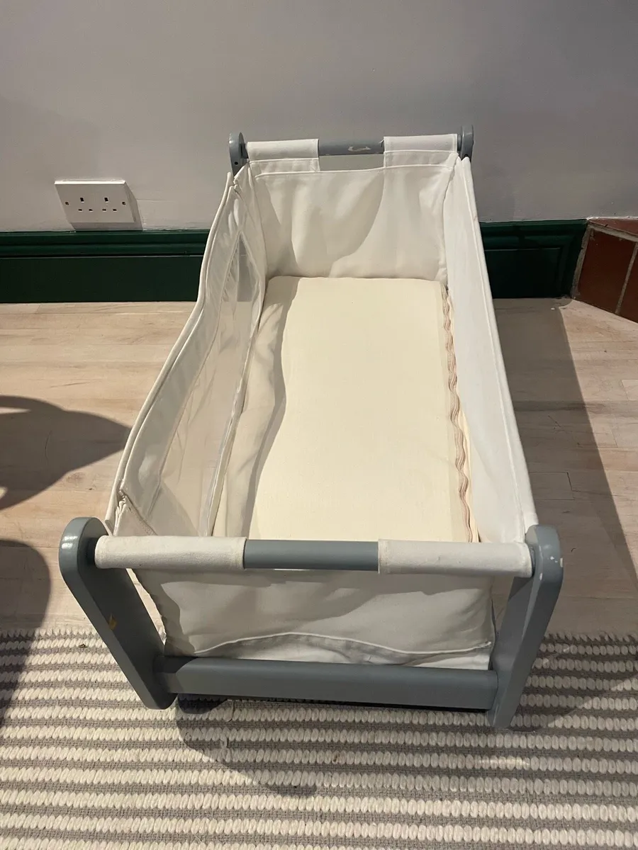 Snuzpod bedside crib - Image 4