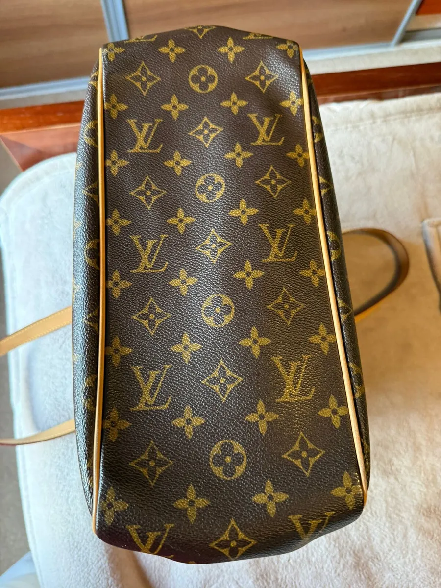 Louis Vuitton Monogram Batignolles Horizontal Shou - Image 3