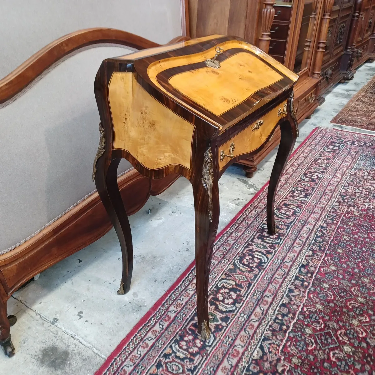 Antique Louis XV inlay bombe desk - Image 2