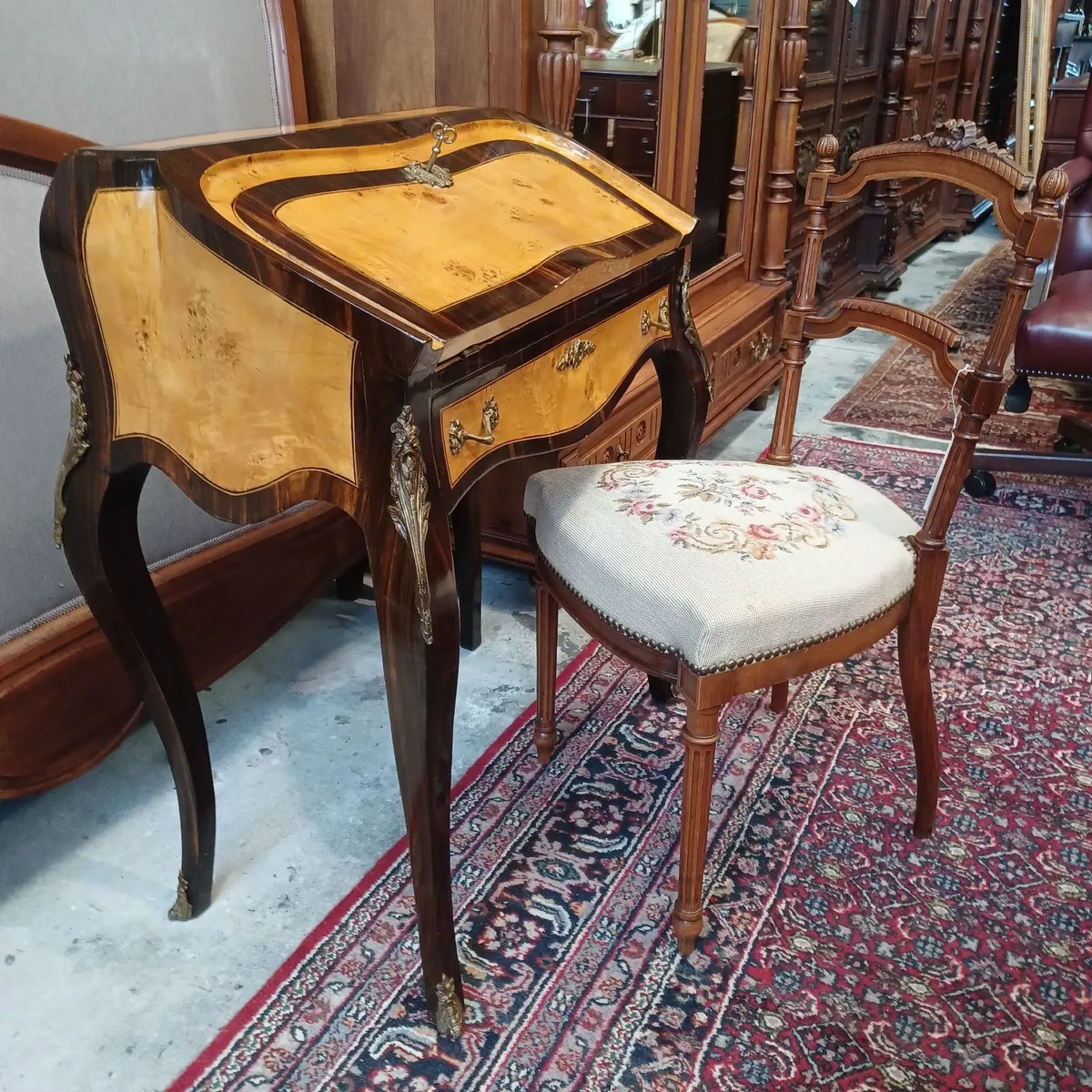 Antique Louis XV inlay bombe desk - Image 1