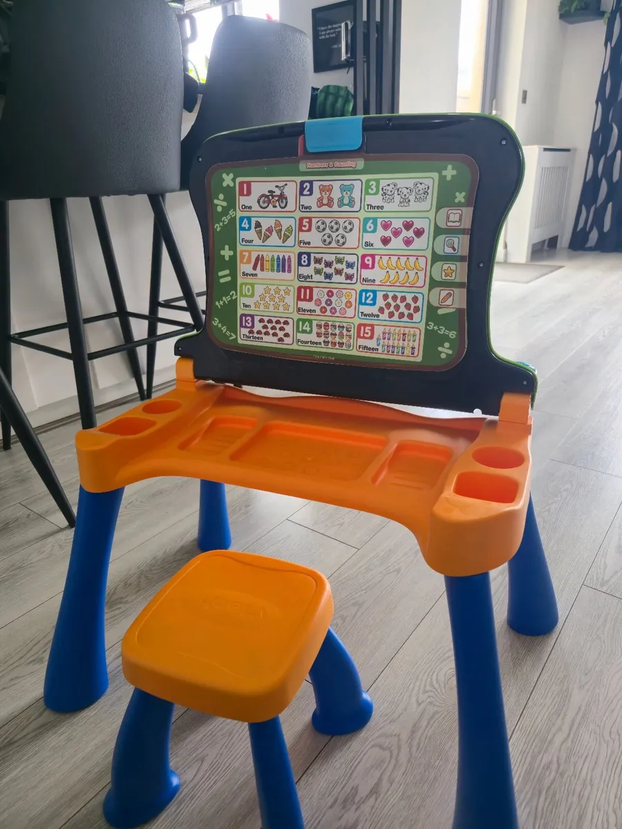 VTech  Desk - Image 3