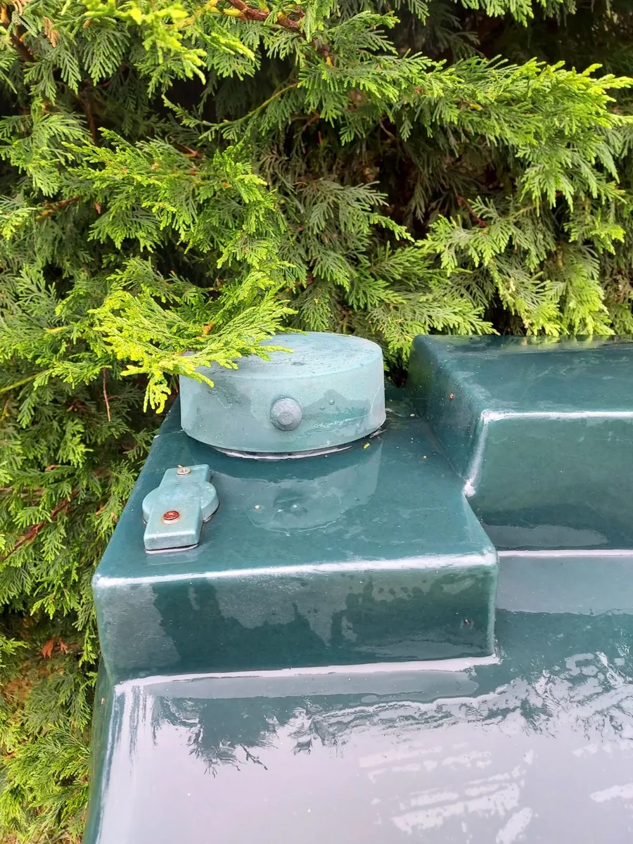 Oil tank - Image 2