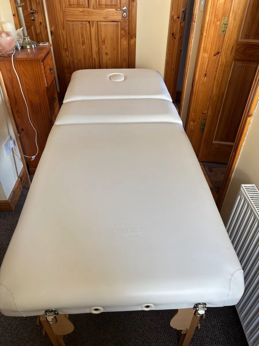 Massage/Treatment  Table - Image 2