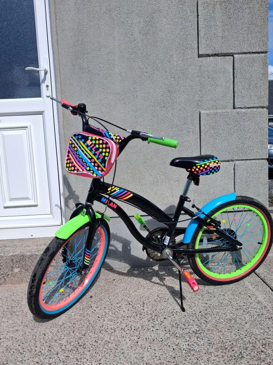 20 Inch Milan Bike with Handlebar Bag - Image 1