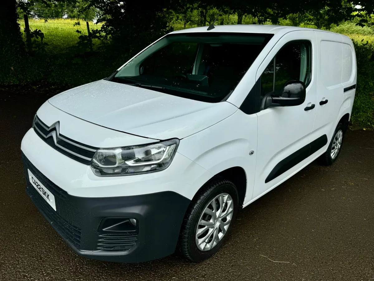 2022 Citroen Berlingo Enterprise Pro (VRT €250) - Image 2