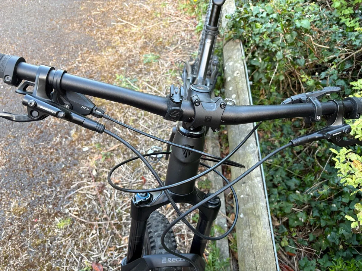 Bike Trek full suspension model fuel ex 5- size XL - Image 4