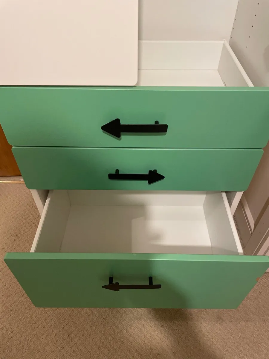 Child’s Wardrobe - Image 3