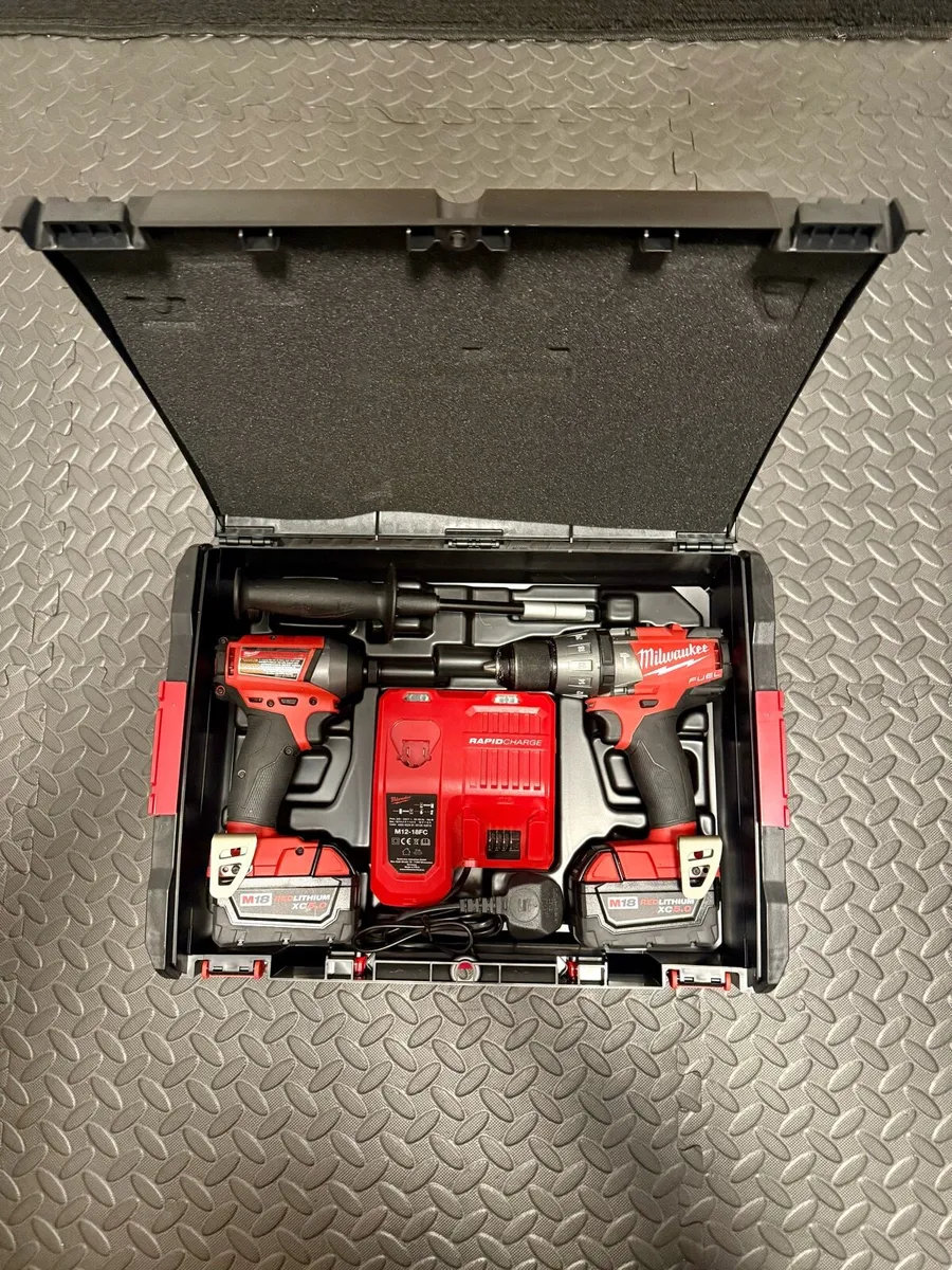 Milwaukee Combi Drill & Impact Driver - Image 2