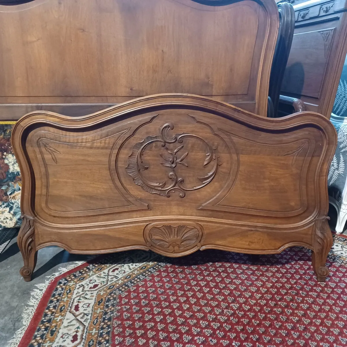 Louis XV bed Fleurs peintes au pinceau - Image 2
